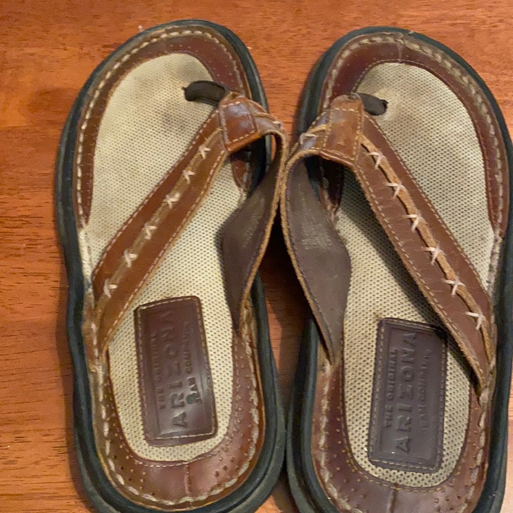 Men’s ARIZONA flip flops Size 8M